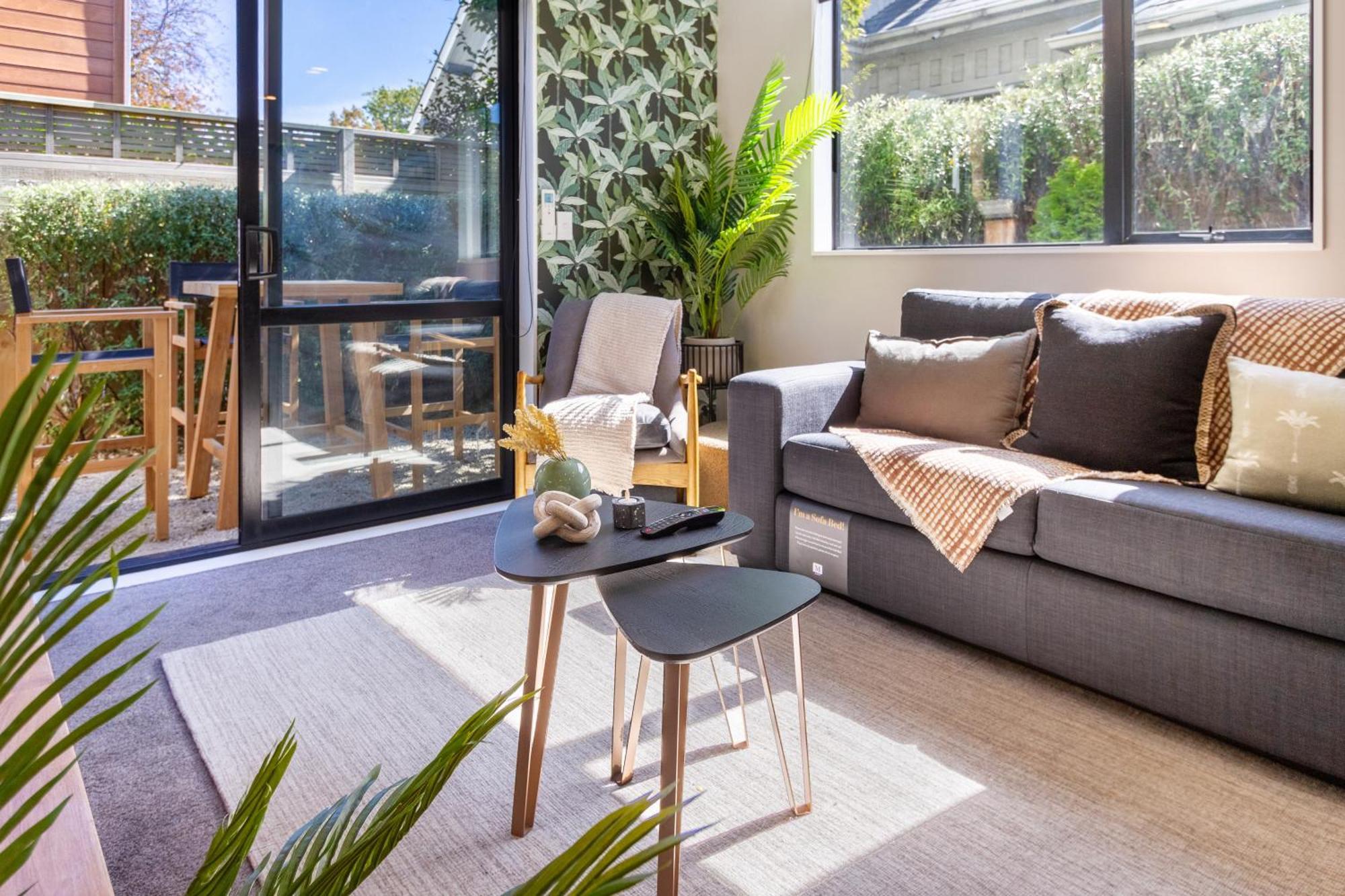 Latimer Square Luxe: 1Br W/ Sofa Bed Крайстчърч Екстериор снимка